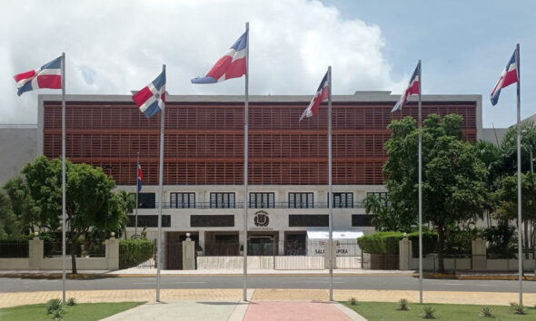 Fachada del Palacio del Congreso Nacional en Santo Domingo, foto de archivo