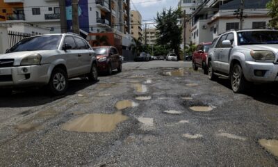 Tramo deteriorado de la calle José Desiderio Valverde en la Zona Universitaria
