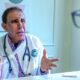 Doctor Félix Antonio Cruz Jiminián en su centro médico de Cristo Rey